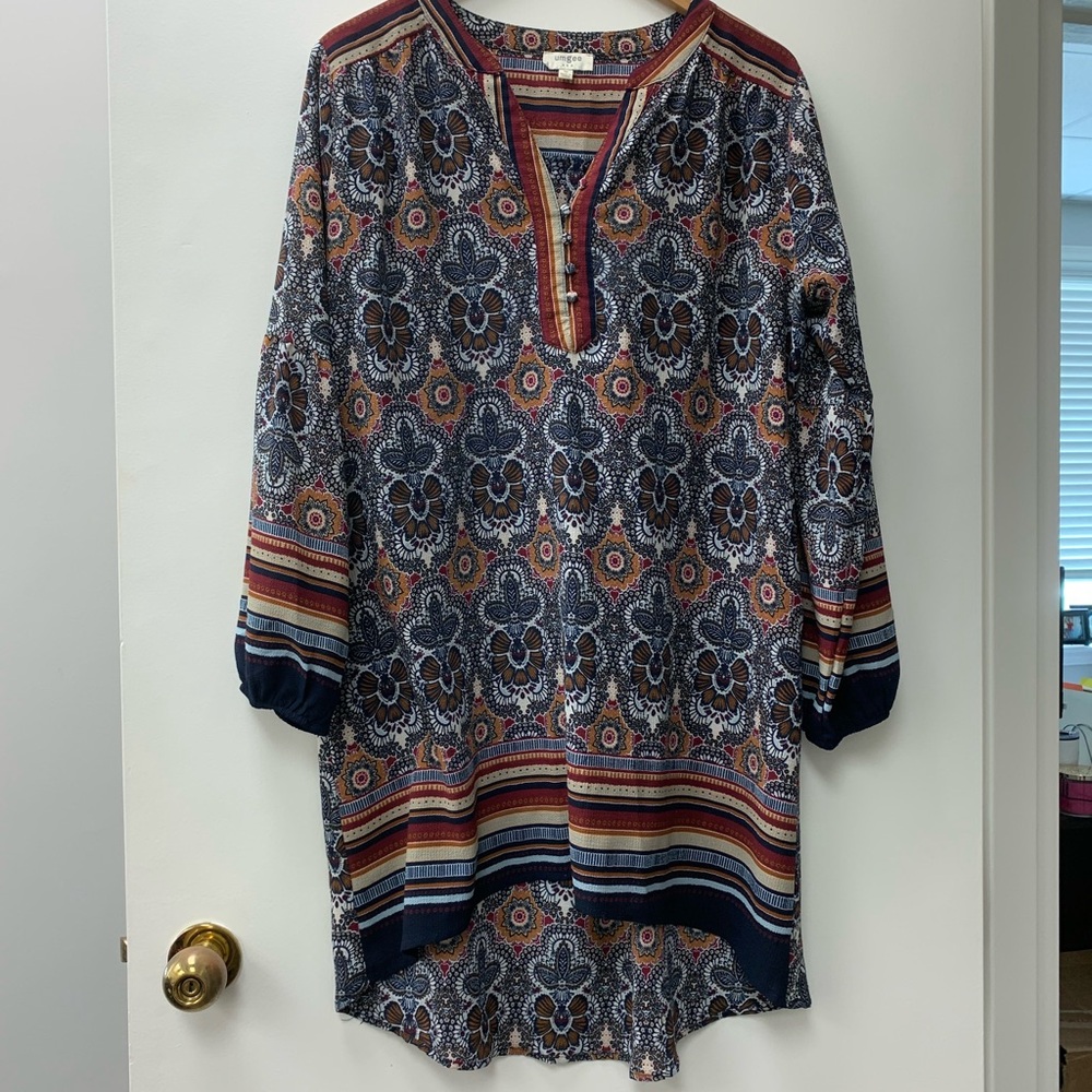 Umgee size medium tunic top